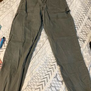 brand new! never worn, they’re jogger type bottoms